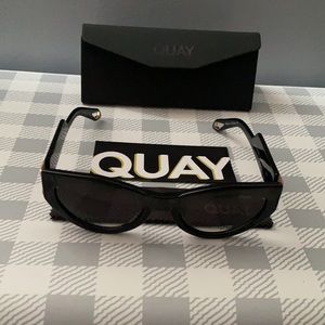 QuayxSaweetie Sunglasses 🕶 in (MAD CUTE)